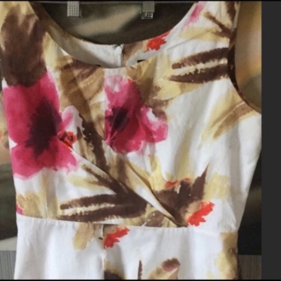 🌺TALBOTS🌺GOUACHE FLORAL A-LINE DRESS🌺 - Picture 5 of 7